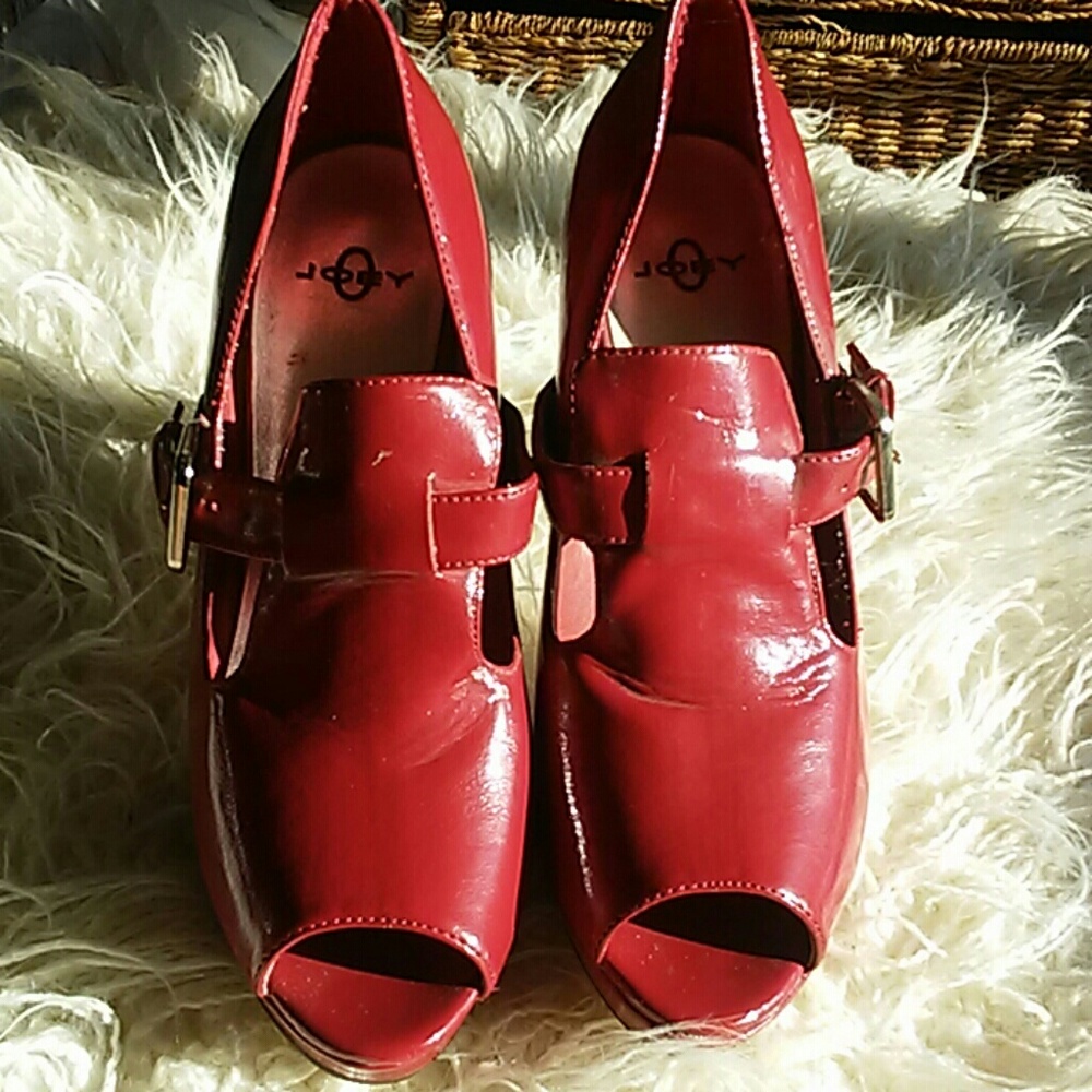 Joey size 9 1/2 shoes